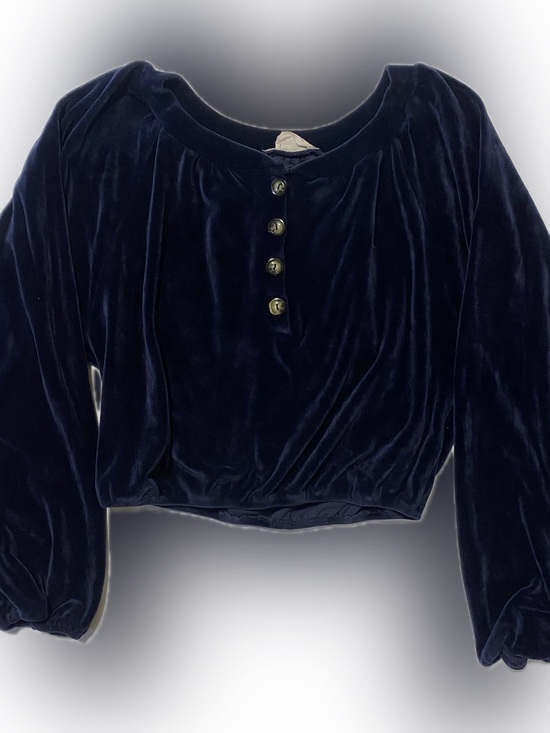 emory park Tops - emory park Navy Velvet Cropped Henley Long Sleeve Top